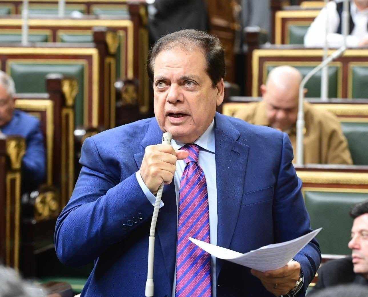 مسيرة النائب محمد أبو العينين.. أحد أبرز مرشحي القائمة الوطنية في الجيزة