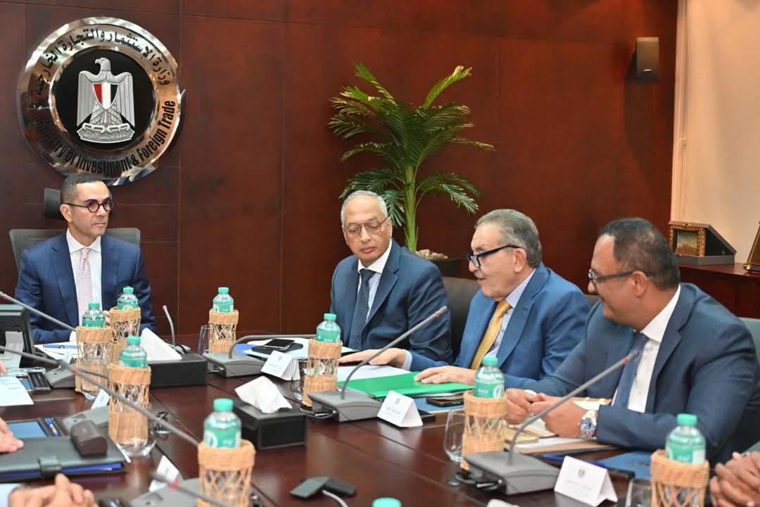 خطة متكاملة لتيسير حركة التجارة وتحسين بيئة الأعمال في مصر