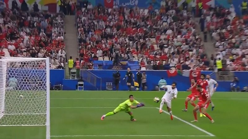 تعادل مثير يحسم قمة تونس وفلسطين بكأس العرب