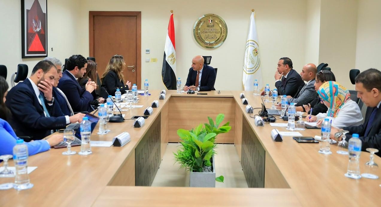 وزير التعليم والغرفة يبحثان الأمريكية تعزيز الاستثمار بالقطاع التعليمي