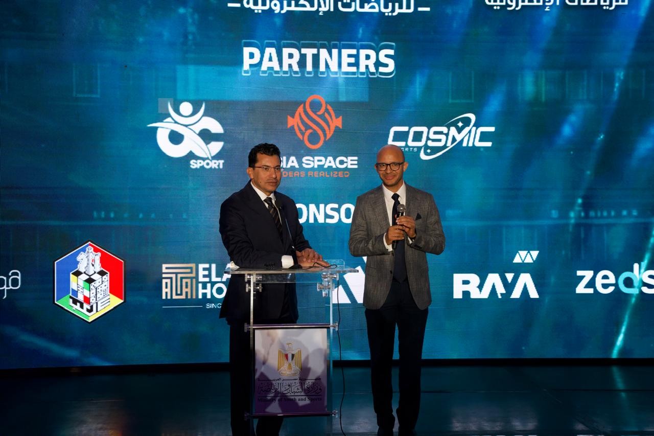 وزير الشباب يشهد ختام بطولة الأندية لكرة القدم الإلكترونية باستاد القاهرة