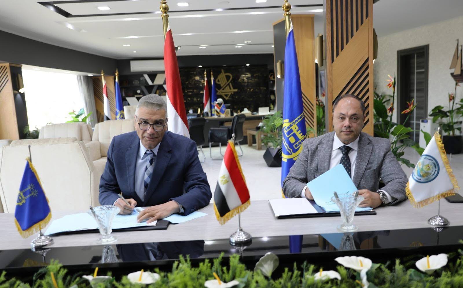 هيئة تنمية الصعيد ومحافظة أسوان يوقعان برتوكولات لتنفيذ مشروعات إنتاجية