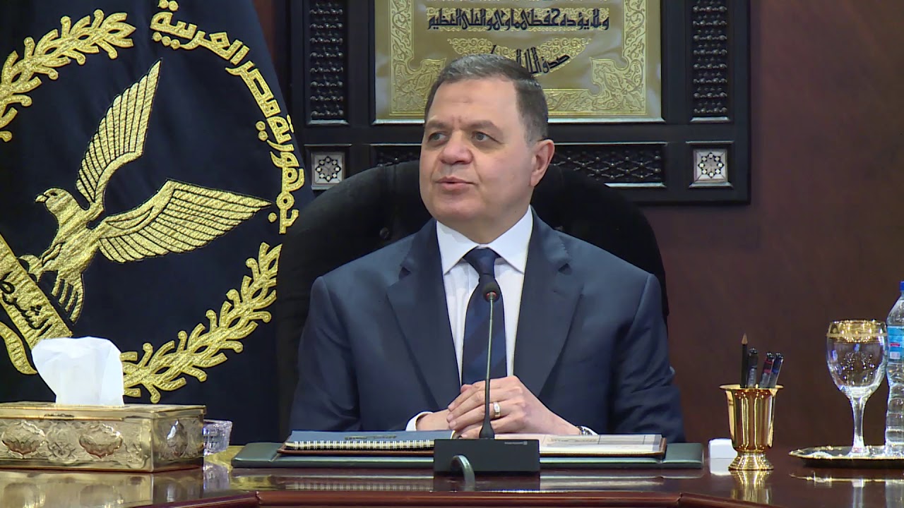 وزير الداخلية يبعث برقيات تهنئة للرئيس وكبار مسؤولي الدولة بمناسبة العام الميلادي الجديد