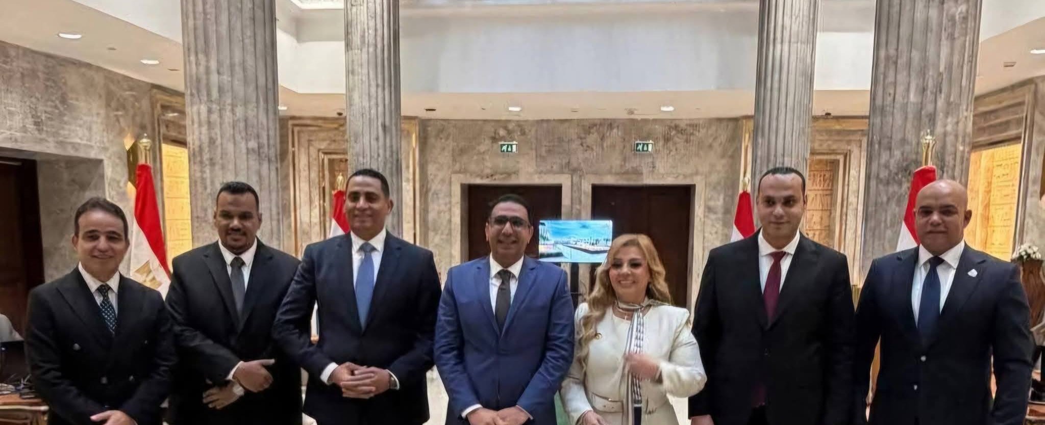 نواب حزب مستقبل وطن عن الجيزة يستلمون بطاقات عضوية مجلس النواب استعدادًا لأداء اليمين الدستورية