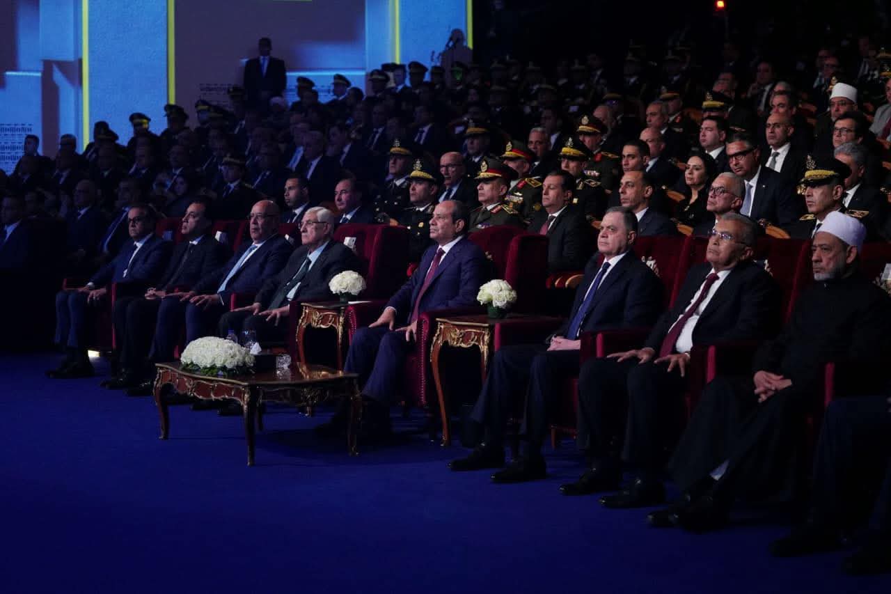 السيسي في عيد الشرطة الـ74: مصر واحة أمن ودعم كامل لأسر الشهداء