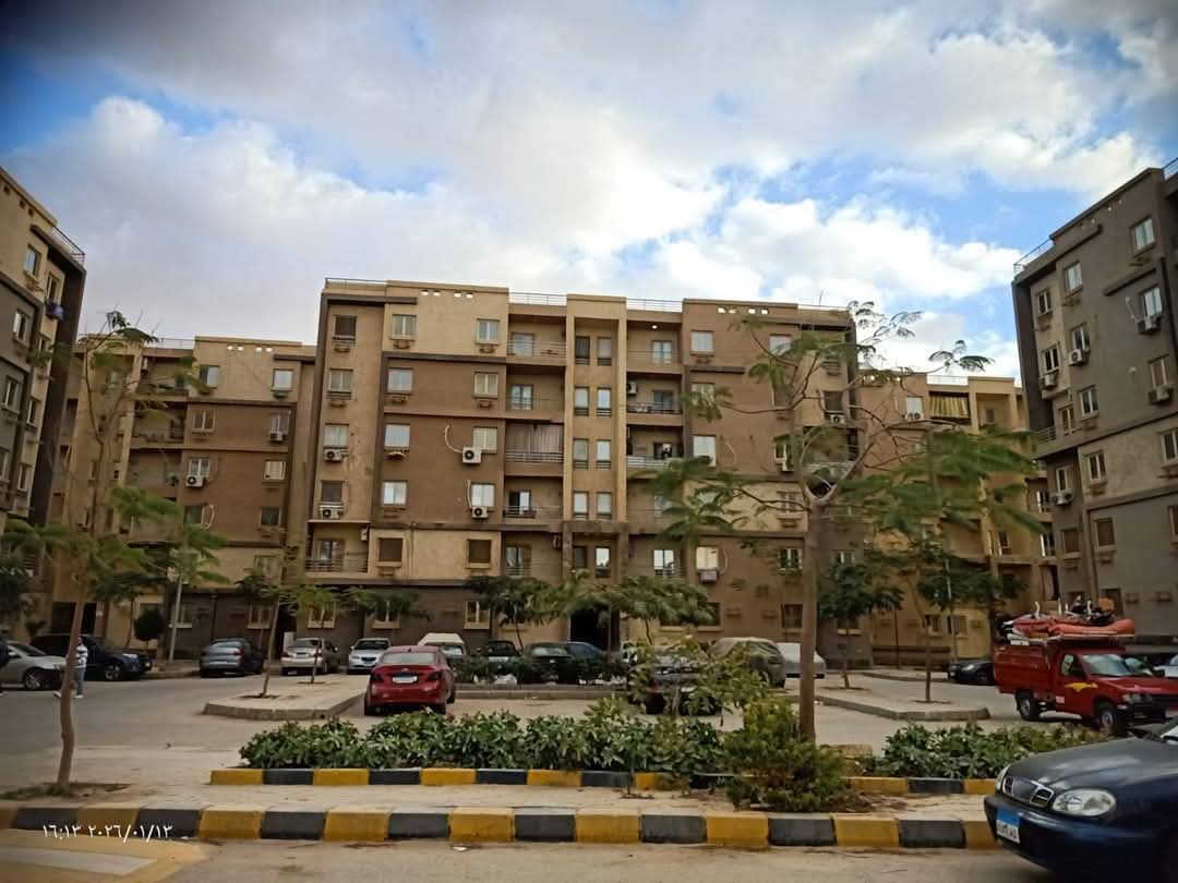 نقيب الإعلاميين يتسلم وحدات «سكن مصر الإنتاج الإعلامي» المخصصة لأعضاء النقابة