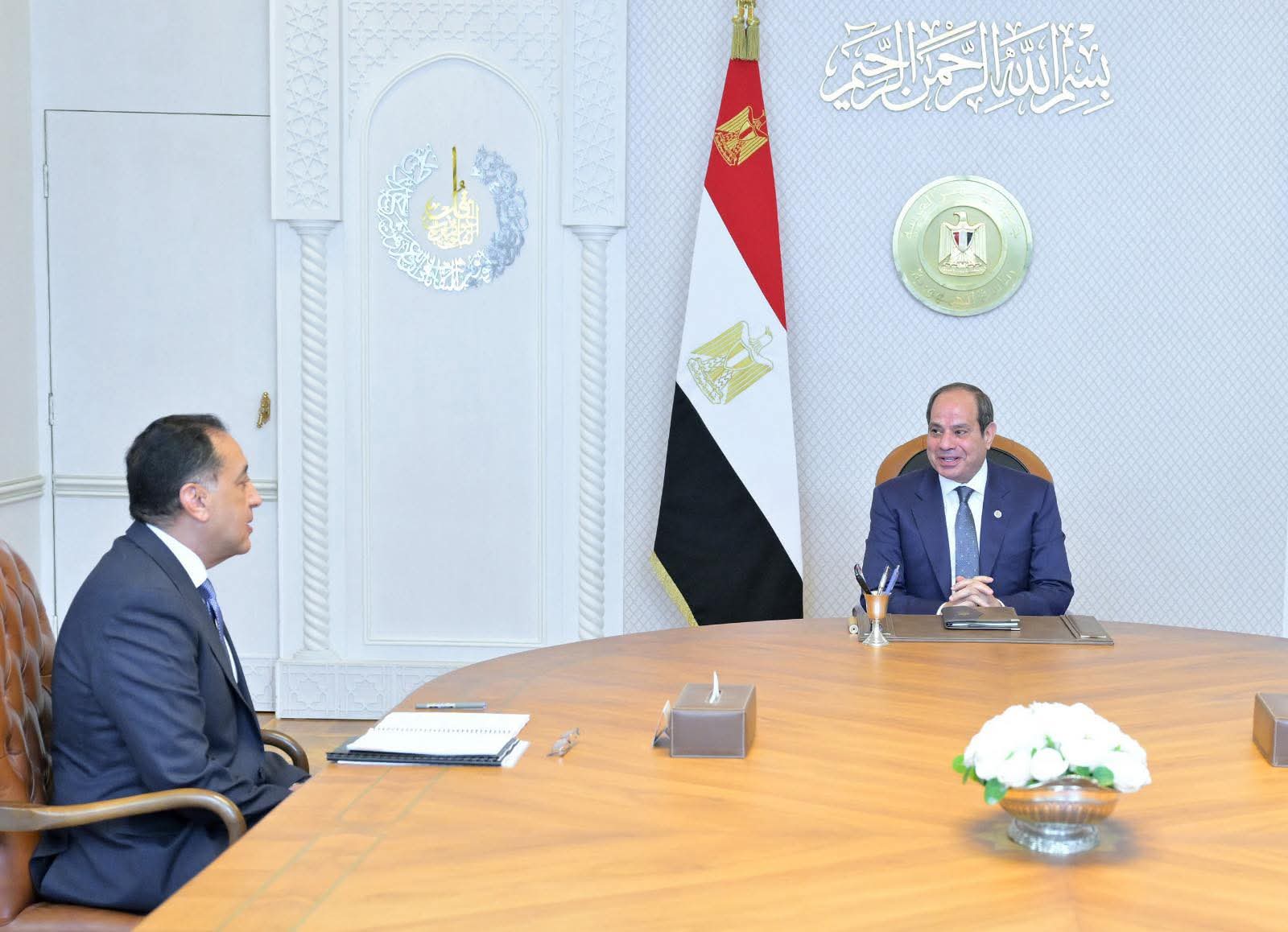 السيسي و مدبولي يتشاوران  بشأن تعديل وزاري