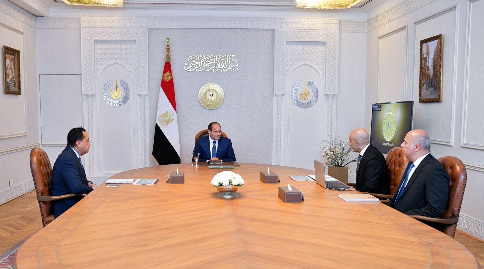 السيسي يتابع تطوير التعليم والتوسع بالمدارس فنية