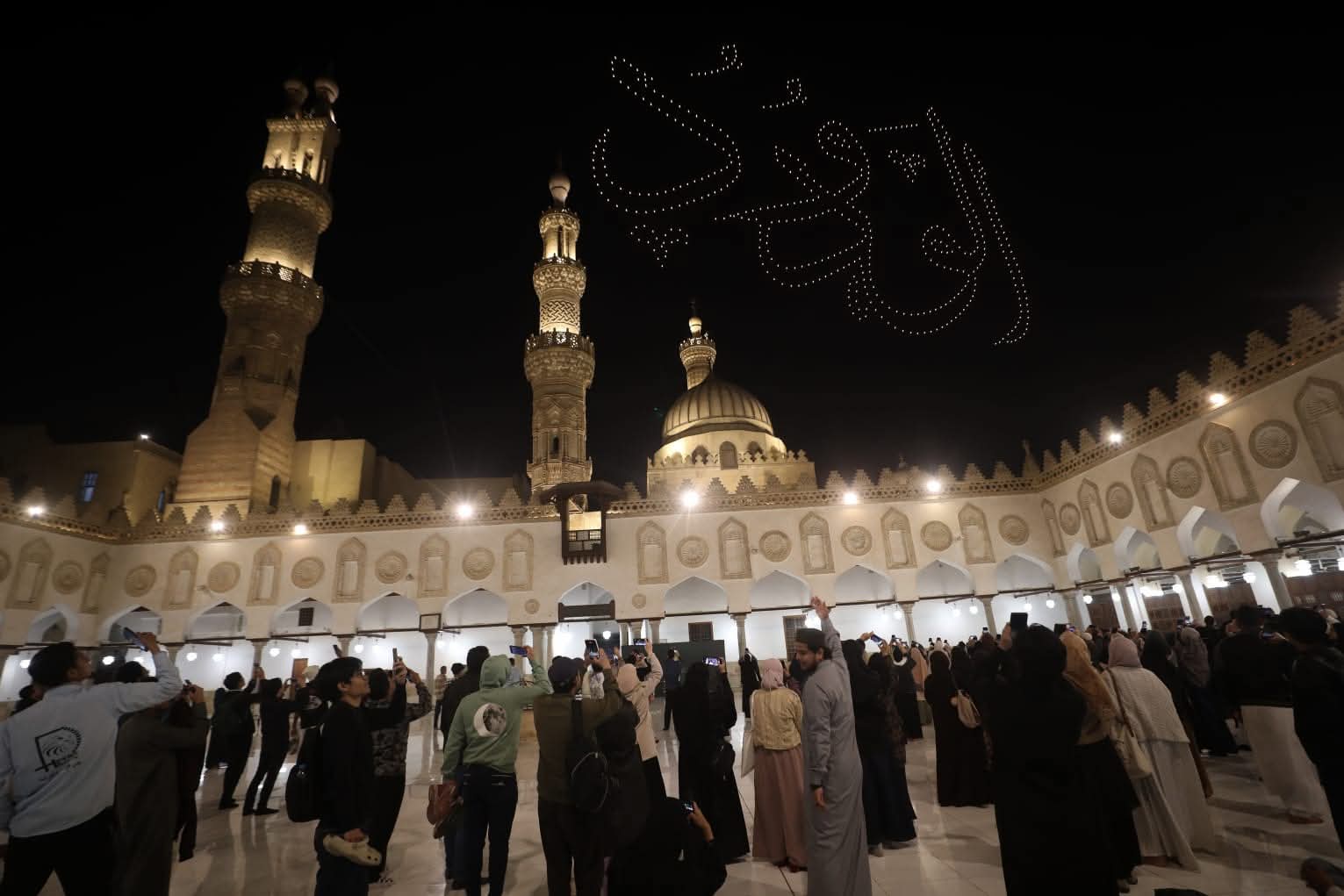 احتفالية دولة التلاوة تنطلق من الأزهر والحسين وتزين سماء القاهرة بالدرونز احتفاءً بشهر رمضان