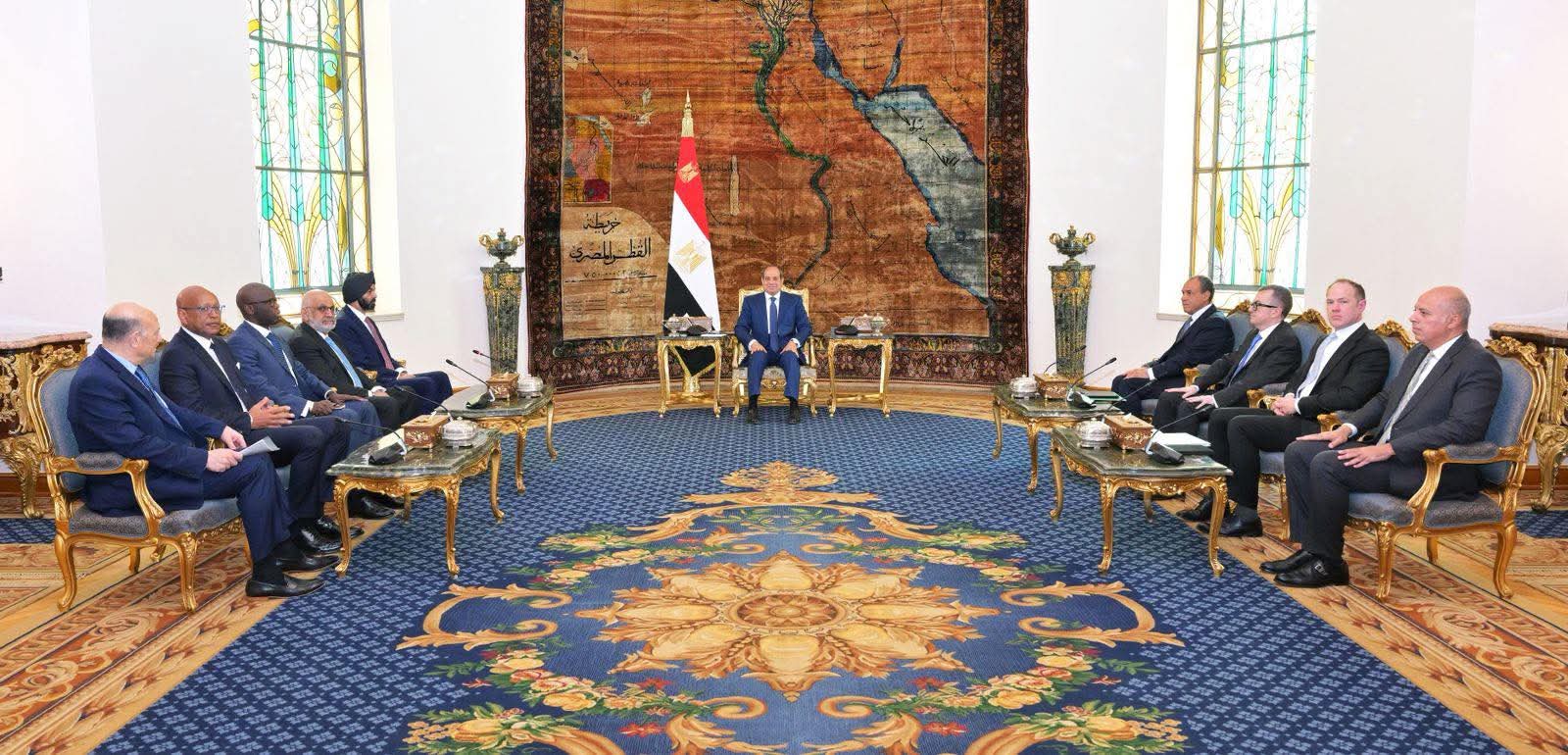 السيسي و رئيس البنك الدولي  يبحثان تعزيز التعاون ودعم الاقتصاد المصري