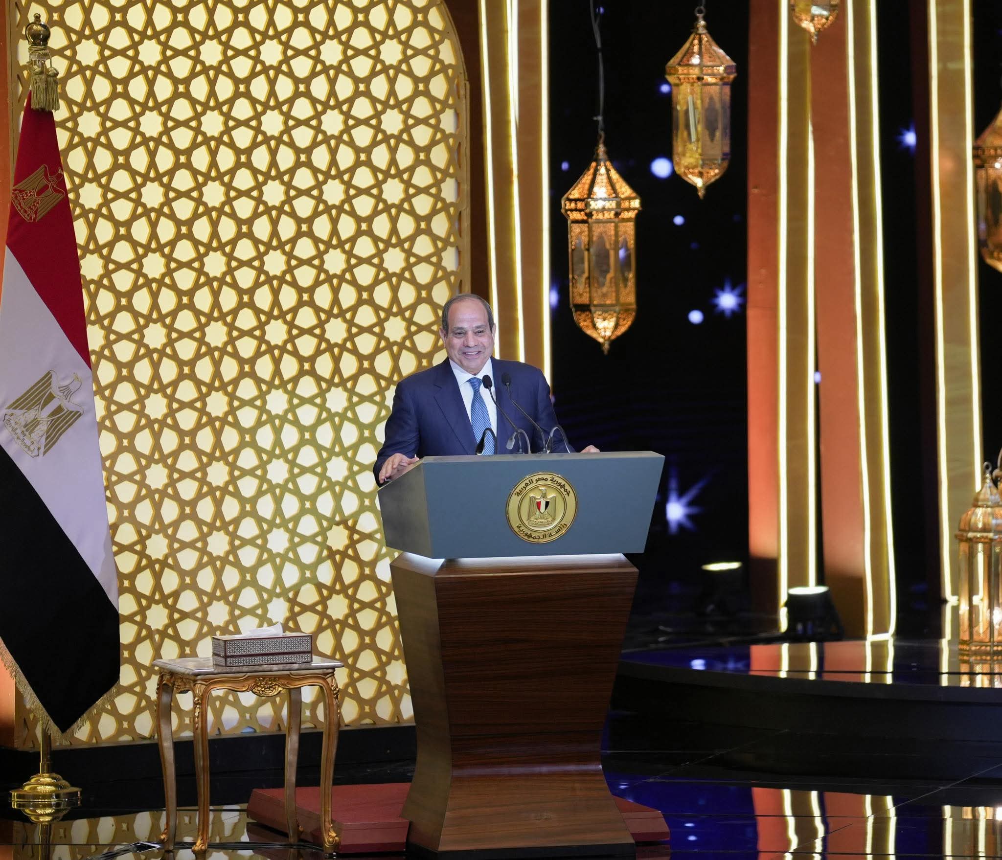 السيسي يشهد احتفال وزارة الأوقاف بمركز المنارة في القاهرة