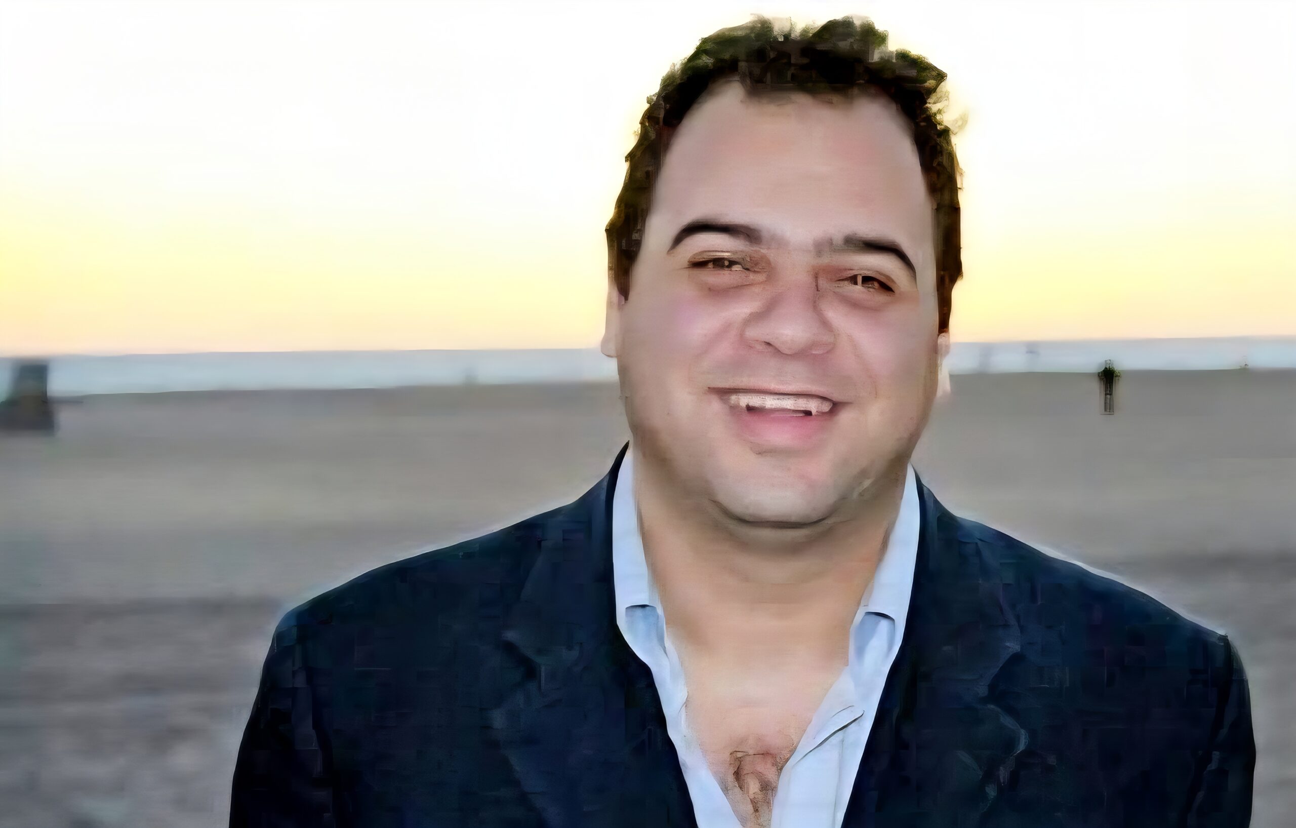 وفاة المخرج والكاتب الصحفي “أحمد عاطف” مدير تحرير الأهرام